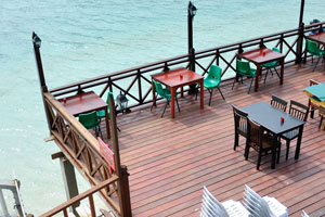 Excellent view from the second floor of Suhaila Palace on the New Cocohut restaurant