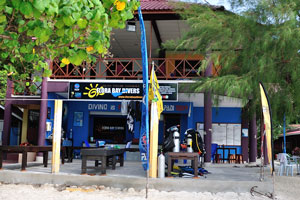 Flora Bay Divers Resort