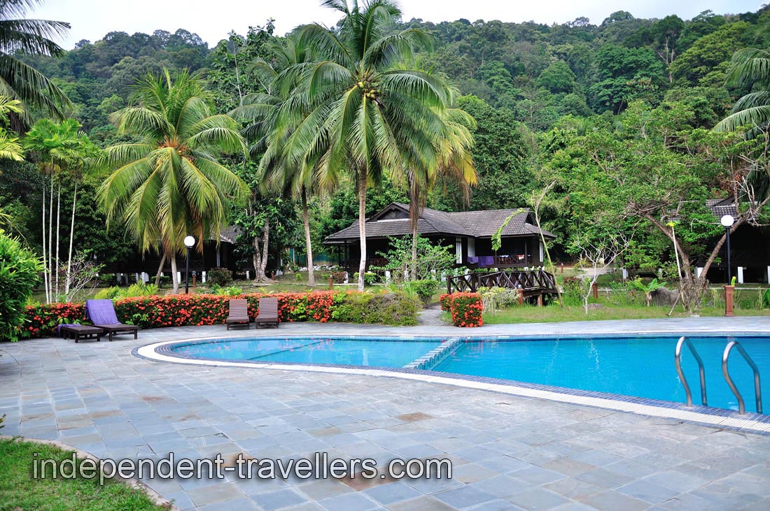 Relax and dip into the swimming pool while your children play in the adjacent pool for kids