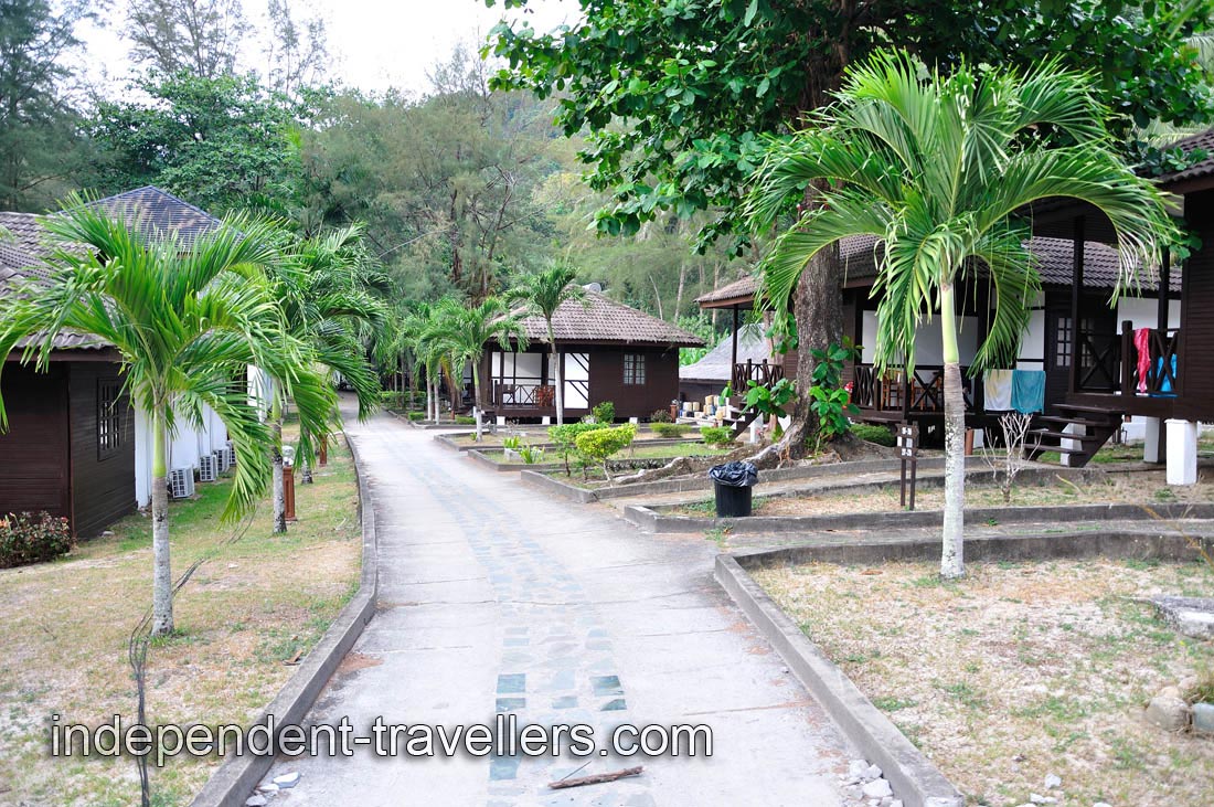 All rooms are either facing an amazing blue sea or a lush tropical forest