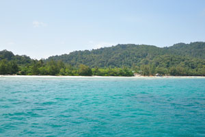 Flora beach is located on the south side of the Besar island