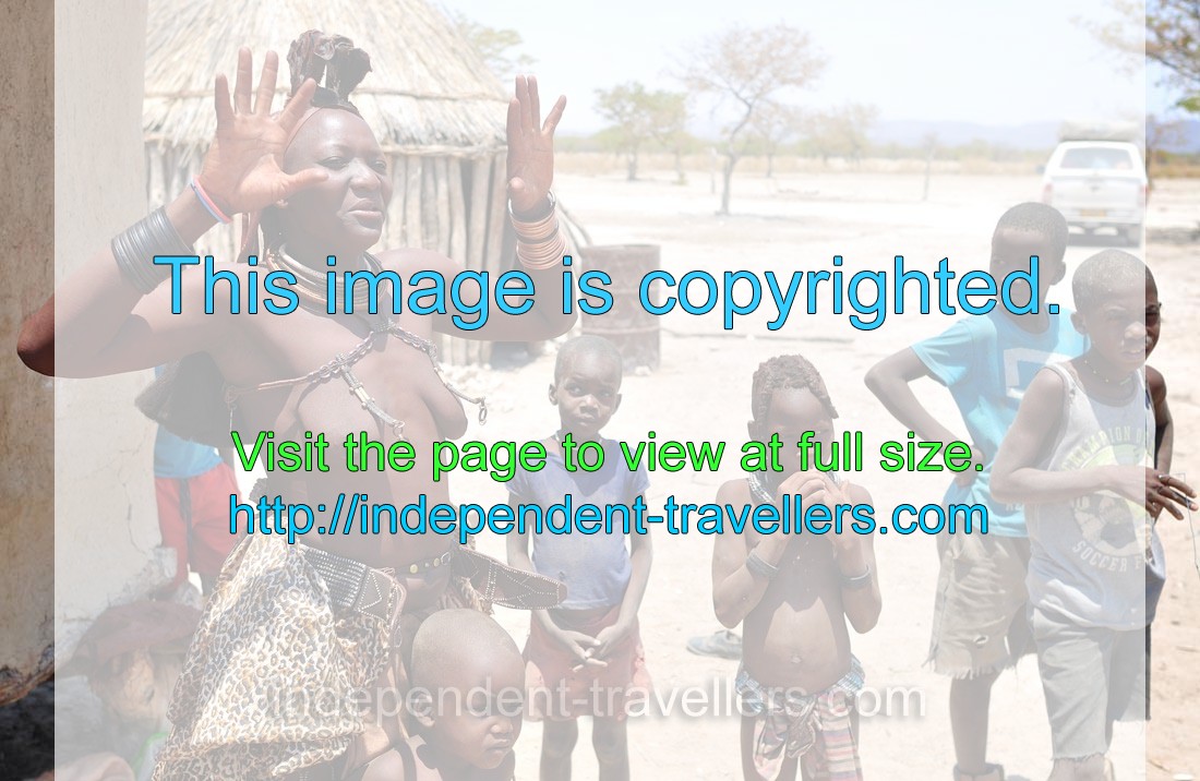 A fair Himba woman