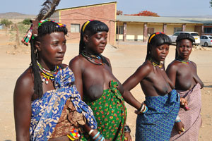 I was lucky to photograph these lovely pregnant Zemba women