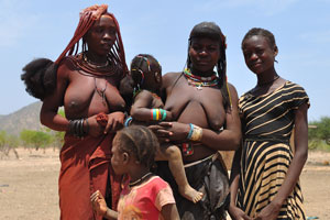 Himba and Zemba women with their children