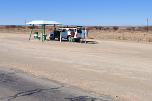 The road from Windhoek to Keetmanshoop is equipped with shaded parking places