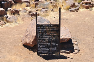 The information board placed at the entrance to the Giants Playground reads: “Do not move the stones, it is dangerous”