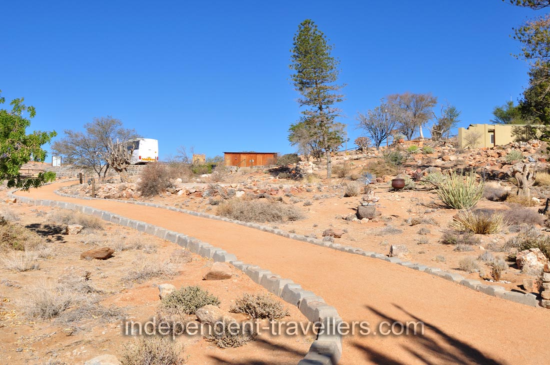 This footpath runs across the territory of the Klein-Aus Vista Desert Horse Campsite