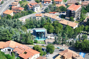 The lower station of the cable car is in Borgo Maggiore