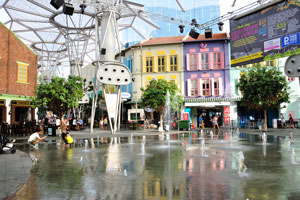 Central Fountain square at the heart of Clarke Quay