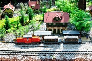 Toy railway station
