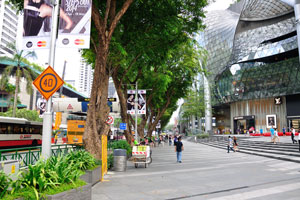 ION Orchard started operating on 21 July 2009, occupying 335 food and retail outlets