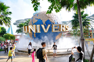 The Universal Globe is surrounded by the mist of fountain