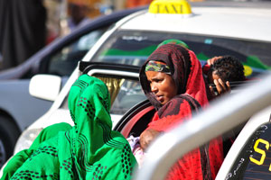Somali woman wants to rent a taxi