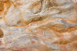 This precious repository of ancient rock art lacks the good highway road signs