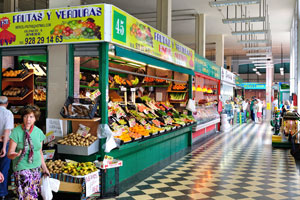 Vegetable and fruits are in the Mercado Central market