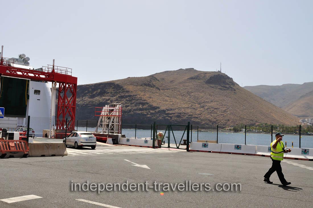 Los Garañones cape as seen from Puerto de la Gomera port
