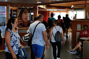 People have entered to Volcán de Taburiente ferry