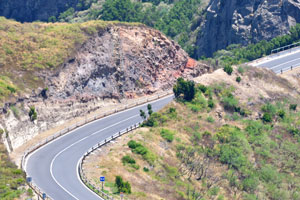 GM-2 road in approximation as seen from the “Cañada De Jorge” observation deck