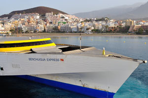HSC Benchijigua Express is arriving in Los Cristianos