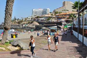 This paved footpath goes along Playa de El Bobo beach