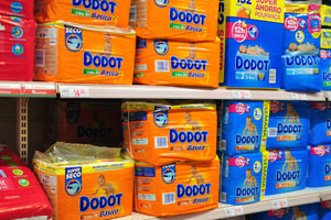 Dodot diapers are in Alcampo hypermarket