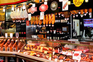 This is the interior of Museo del Jamón restaurant