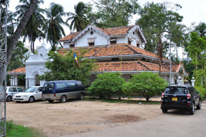 Isipathanaramaya Temple
