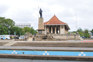 The statue of D. S. Senanayake first Prime Minister of Ceylon is located on Independence Square