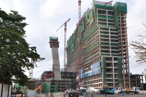 The Cinnamon Life Colombo apartment complex is in construction in 2018