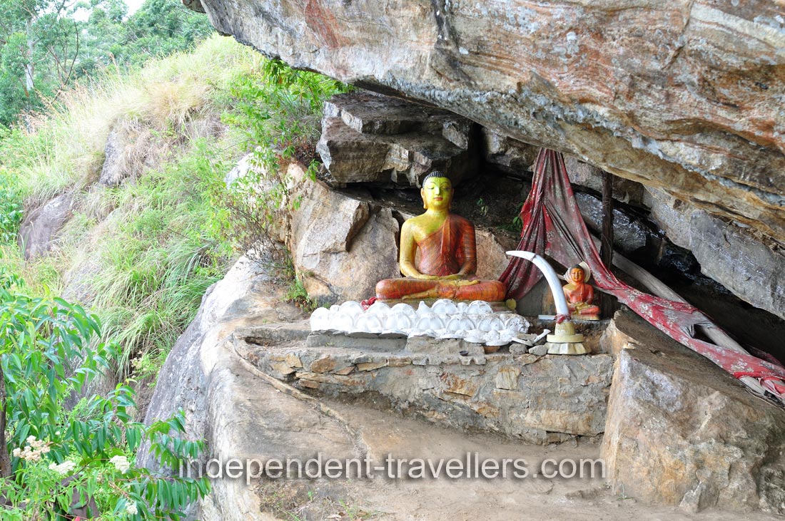 Rawana Ella Forest Monastery Buddhist temple