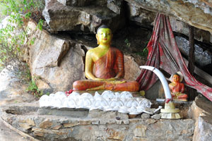 Rawana Ella Forest Monastery Buddhist temple