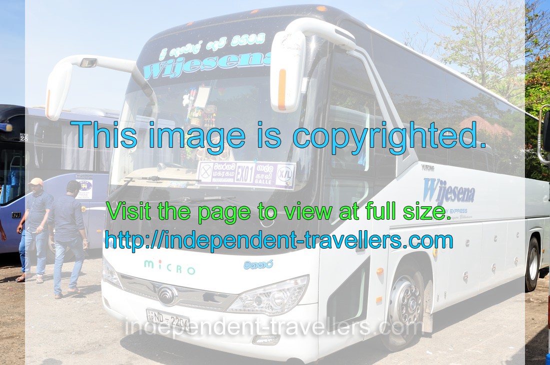“Maharagama - Galle” EX01 bus