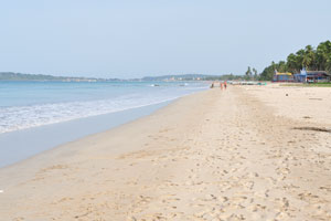 You don't find big waves on Trincomalee beach in July