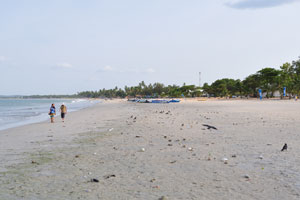 Trincomalee beach is dirty at the most northern tip