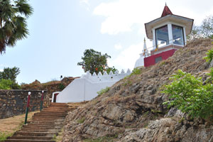 Gokanna Rajamaha Viharaya Buddhist temple