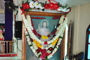 The picture with Jesus is in Divine Mercy Shrine catholic church