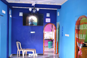 The hall of the apartment where we stayed in Trincomalee