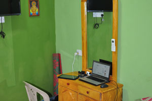 Here is my working place in the apartment where we stayed in Trincomalee