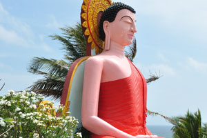 Samudragiri Viharaya statue