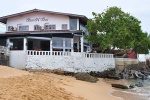 Sun N Sea Hotel & Restaurant is a 3-star hotel