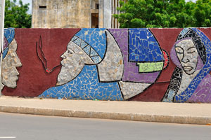 Street mural artwork is at the Avenue Maman N'Danida