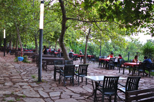 An outdoor cafe