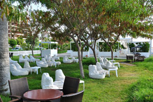 Soft sofas were placed under the open air