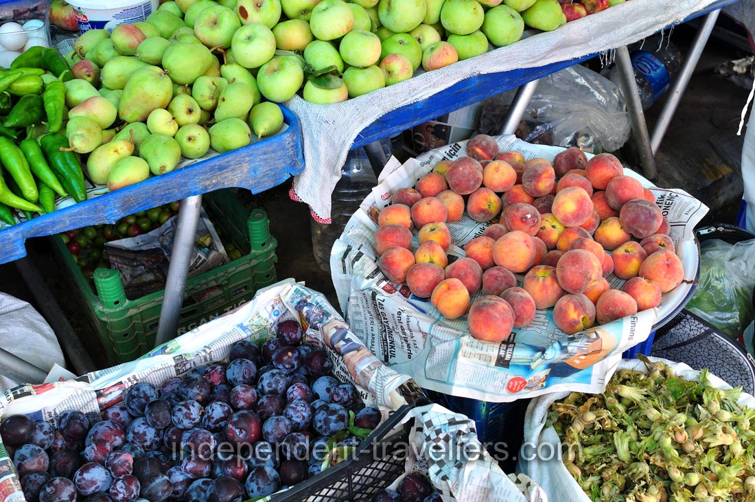 Peaches and plums, pears and hazelnut