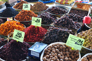 Dried fruits cost 25 Turkish liras per kg in 2017