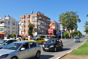 Atatürk boulevard as seen from Boğaçay street