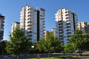 The addresses of these apartment complexes are Atatürk boulevard 14 B (on the left) and 12 A (on the right)