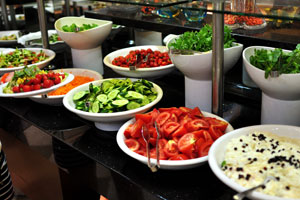 Salads from fresh tomatoes and cucumbers are available in the Sultan restaurant