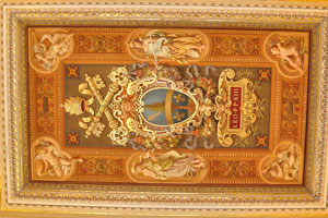 Gallery of the Candelabra: The amazing ceiling painting is dedicated to Pope Leo XIII
