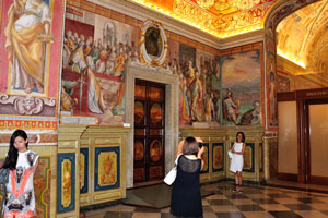 “Glorification of the pontificate of Sixtus V” is in the Sistine Hall of the Vatican Apostolic Library